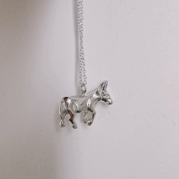 Donkey Necklace - with or without luggage